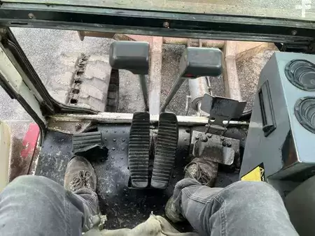 Escavadora de rastos 2007 Takeuchi TB180FR (49)