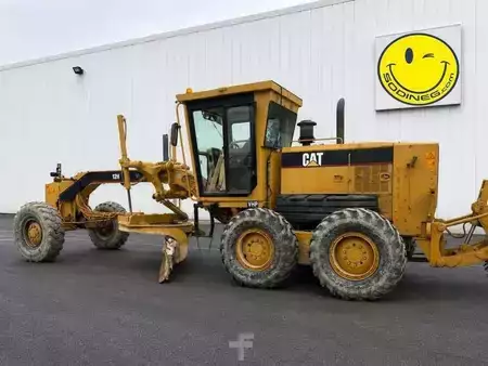 Väghyvlar 2005 Caterpillar 12H (2)
