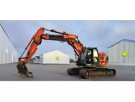 Escavadora de rastos 2019 Hitachi ZX225USLC-6 (1)