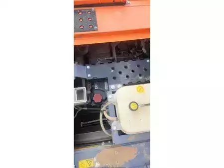 Escavadora de rastos 2019 Hitachi ZX225USLC-6 (8)