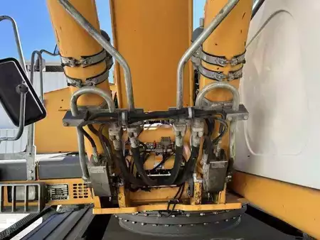 Pelle de manutention 2012 Liebherr A904C HD LITRONIC (14)