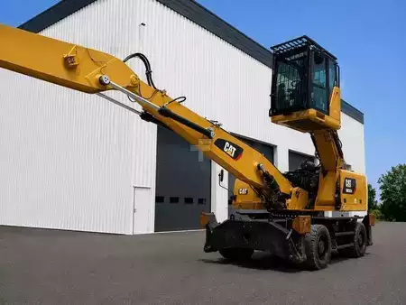 Konvolutt gravemaskin 2020 Caterpillar MH3024 (2)