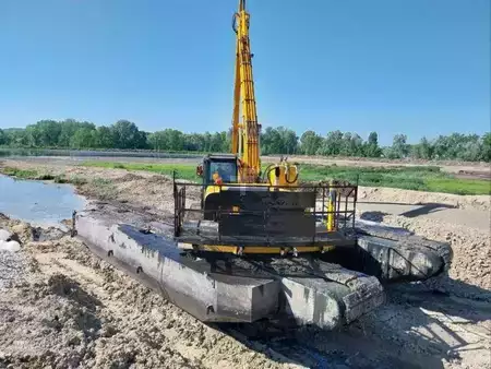 Bæltegraver 2008 JCB JS220LC (7)