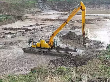 Bæltegraver 2008 JCB JS220LC (9)