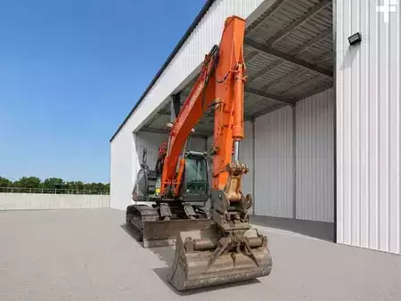 Escavadora de rastos 2010 Hitachi ZX135 US-3 (13)