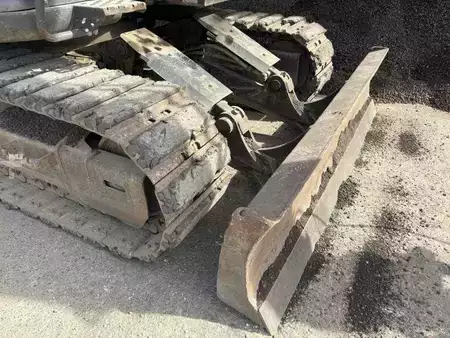 Escavadora de rastos 2010 Hitachi ZX135 US-3 (36)