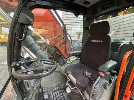 Mobilní bagry 2014 Liebherr A918 COMPACT (42)
