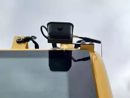 Escavatori cingolati 2023 Volvo ECR88D (33)