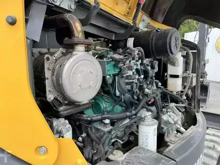 Escavatori cingolati 2023 Volvo ECR88D (37)