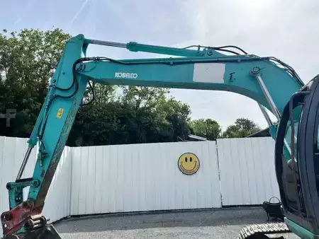 Koparki gąsienicowe 2001 Kobelco SK135SR (13)