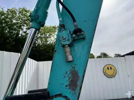 Koparki gąsienicowe 2001 Kobelco SK135SR (14)