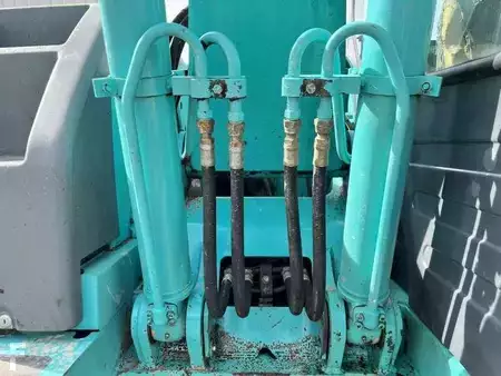 Koparki gąsienicowe 2001 Kobelco SK135SR (20)
