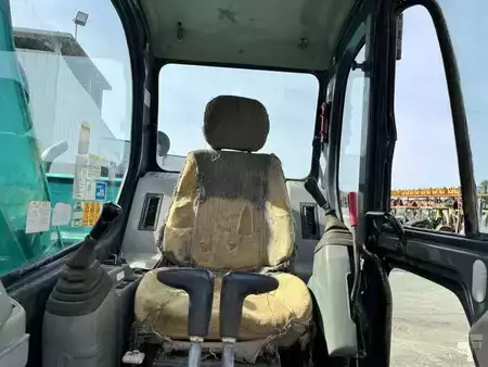 Koparki gąsienicowe 2001 Kobelco SK135SR (40)