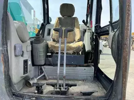 Koparki gąsienicowe 2001 Kobelco SK135SR (41)