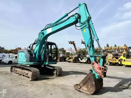 Koparki gąsienicowe 2001 Kobelco SK135SR (9)