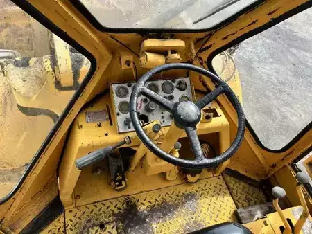 Wheel Loaders 1978 Caterpillar 966C (32)