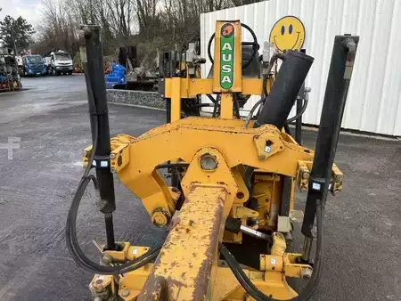 Grejdry 1992 Ausa OP NV2500 (24)