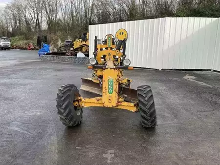 Grejdry 1992 Ausa OP NV2500 (9)