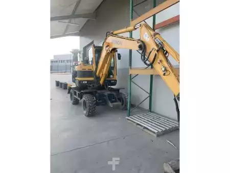 Mobil grävmaskin 2016 Hyundai R55W-9A (2)