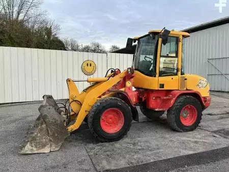 Outro 2010 Volvo L30B-Z/X (1)