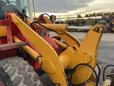 Outro 2010 Volvo L30B-Z/X (14)