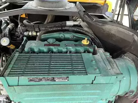 Outro 2010 Volvo L30B-Z/X (26)