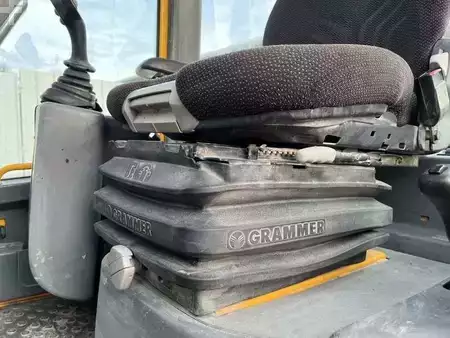 Outro 2010 Volvo L30B-Z/X (33)