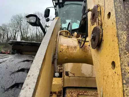 Kolové nakladače 2012 Caterpillar 950K (17)