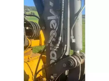 Kerekes kotrógép 2001 Mecalac 10MSX (14)