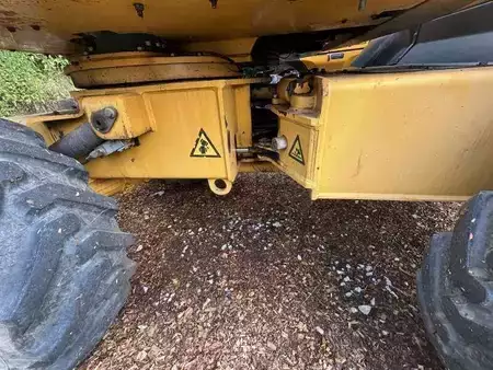 Kerekes kotrógép 2001 Mecalac 10MSX (17)