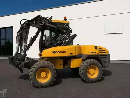 Kerekes kotrógép 2001 Mecalac 10MSX (2)
