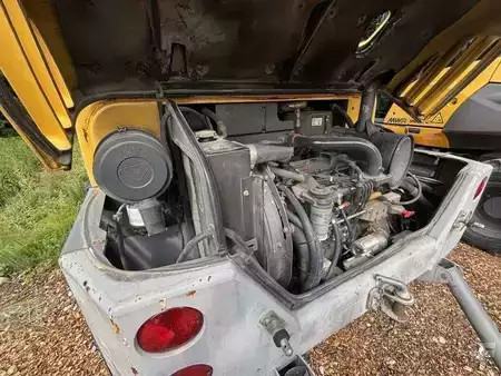 Kerekes kotrógép 2001 Mecalac 10MSX (24)