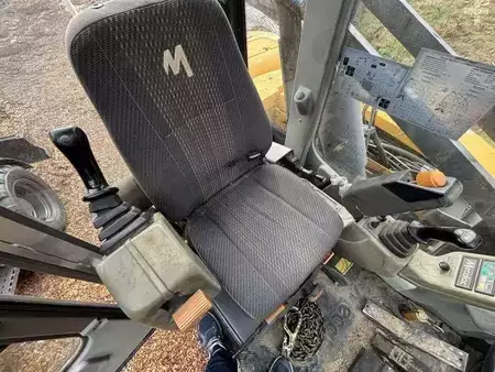 Kerekes kotrógép 2001 Mecalac 10MSX (27)