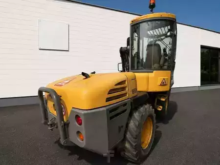Kerekes kotrógép 2001 Mecalac 10MSX (5)