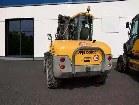 Kerekes kotrógép 2001 Mecalac 10MSX (8)
