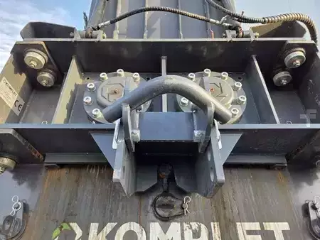 Ostatní 2024 Komplet KROKODILE (5)