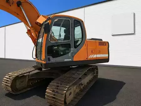 Excavadoras de cadenas 2008 Doosan DX180 (3)