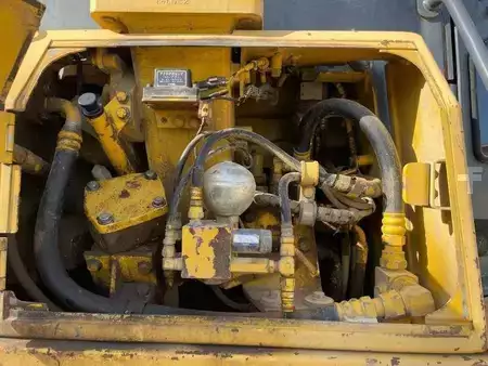 Bulldozer 2004 Komatsu D61PX-15 (15)