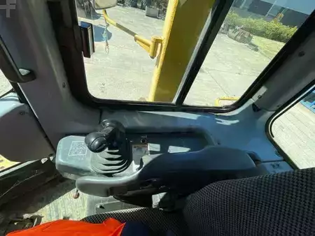 Telaketjupuskutraktorit 2004 Komatsu D61PX-15 (24)
