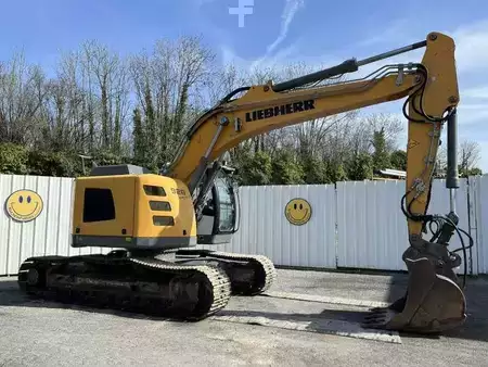 Excavadoras de cadenas 2015 Liebherr R926 COMPACT LC (1)