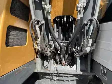 Excavadoras de cadenas 2015 Liebherr R926 COMPACT LC (18)