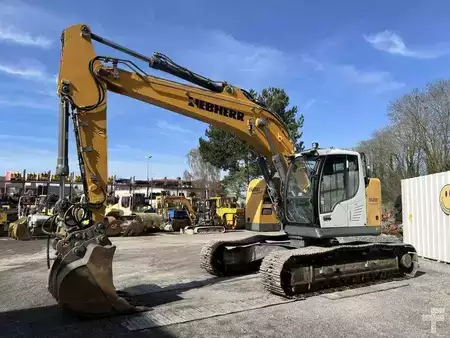 Excavadoras de cadenas 2015 Liebherr R926 COMPACT LC (3)