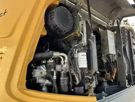 Excavadoras de cadenas 2015 Liebherr R926 COMPACT LC (31)