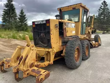 Niveleuse 1999 Caterpillar 140H (3)