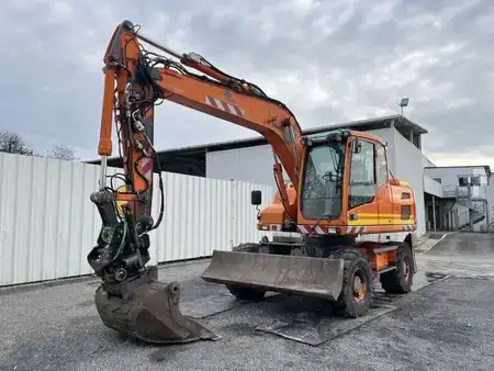 Escavadora de rodas 2012 Volvo EW140D (2)