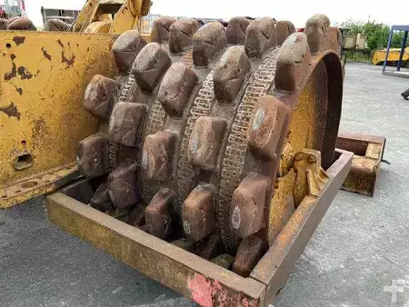 Andet 1978 Caterpillar 825 + porte engins (15)