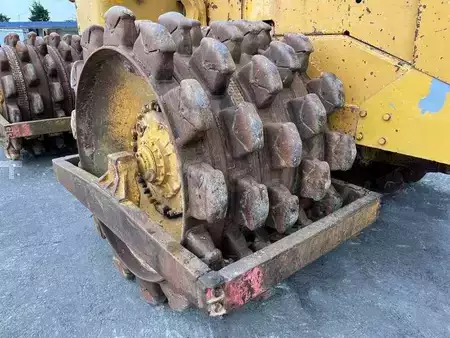 Andet 1978 Caterpillar 825 + porte engins (18)
