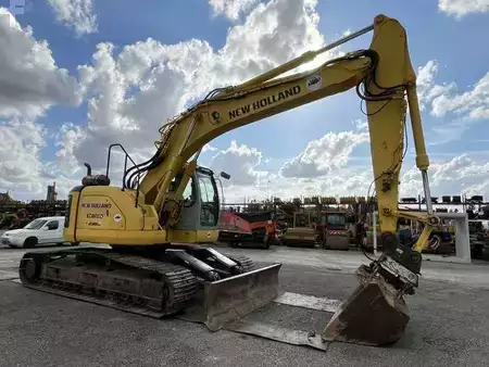 Rupsgraafmachines 2006 Kobelco SK235SRNLC-1ES (6)