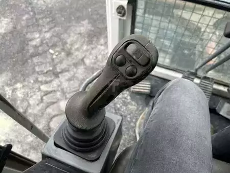 Korečková rýpadla 2004 Takeuchi TB1140 (45)