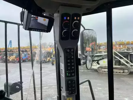 Ładowarki kołowe 2013 Caterpillar 950K (35)